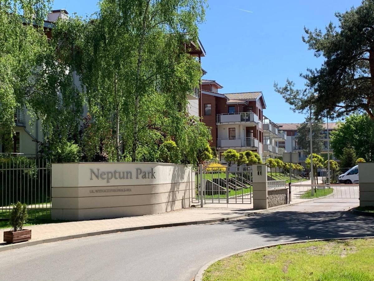 Broadway - Neptun Park By Oneapartments Gdansk Luaran gambar